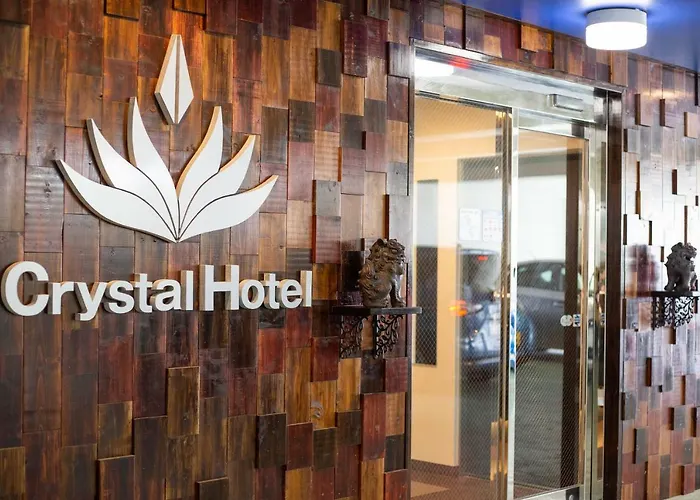 Nami No Ue Crystal Hotel